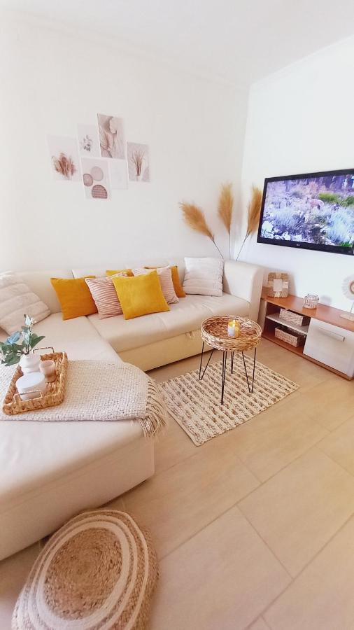 White Stone Apartman Hajdúszoboszló Buitenkant foto