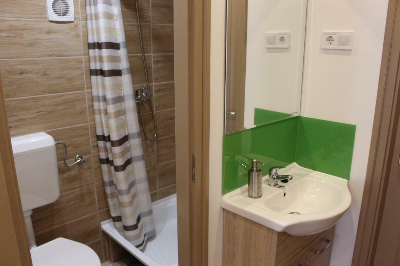 White Stone Apartman Hajdúszoboszló Buitenkant foto